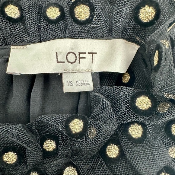 LOFT Metallic Gold Clip Dot Polka Dot Black Ruffle Yoke  Sleeveless Blouse XS - Picture 6 of 9